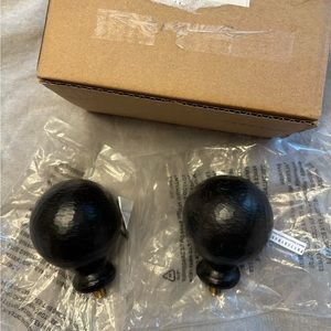 Pottery Barn - Cast Iron Ball Finials 1.25”